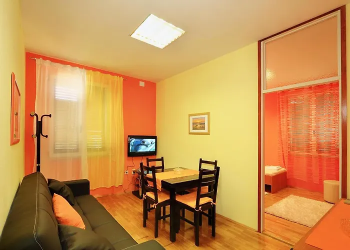 Apartments With Wifi Split - 17386